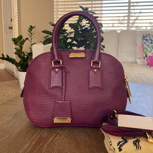 Burberry - Picture 2 of 15